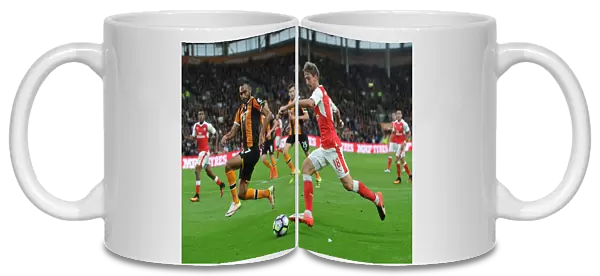 Nacho Monreal (Arsenal) Ahmed Elmohamady (Hull). Hull City 1: 4 Arsenal. Premier League