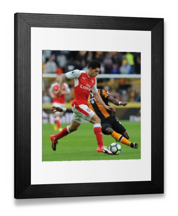 Framed Print : Hector Bellerin (Arsenal) Adama Diomande (Hull). Hull City 1: 4 Arsenal. Premier League Framed Print : Hector Bellerin (Arsenal) Adama Diomande (Hull). Hull City 1: 4 Arsenal. Premier League
