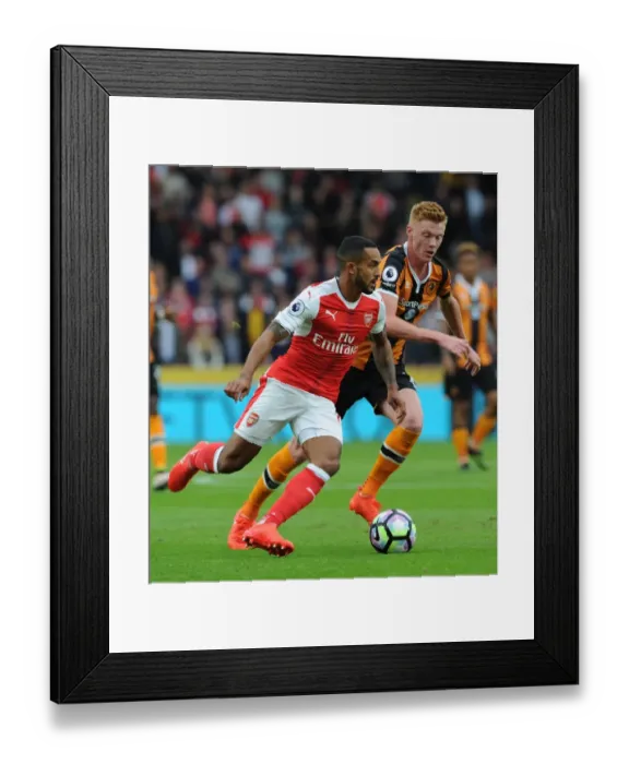 Framed Print : Theo Walcott (Arsenal) Sam Clucas (Hull)