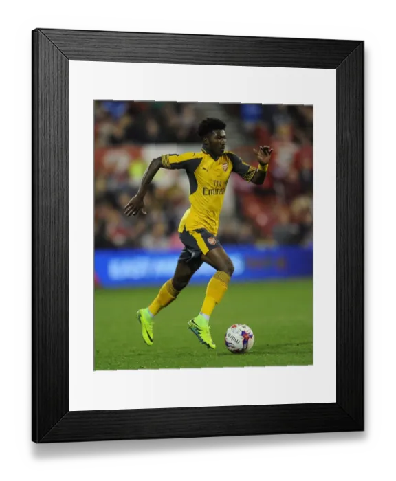 Framed Print : Ainsley Maitland-Niles in Action: Nottingham Forest vs Arsenal, EFL Cup 2016-17
