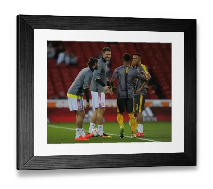 Framed Print : Kieran Gibbs and Alex Oxlade-Chamberlain (Arsenal) Henri Lansbury and Nicklas Bendtner