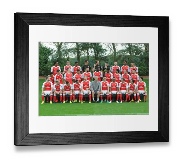Framed Print : Arsenal 16-17: A Season of Unforgettable Talent Framed Print : Arsenal 16-17: A Season of Unforgettable Talent