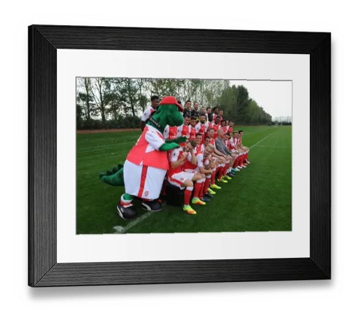 Framed Print : Gunnersaurus Meets New Arsenal Signing Shkodran Mustafi: 2016-17 First Team Squad Photocall