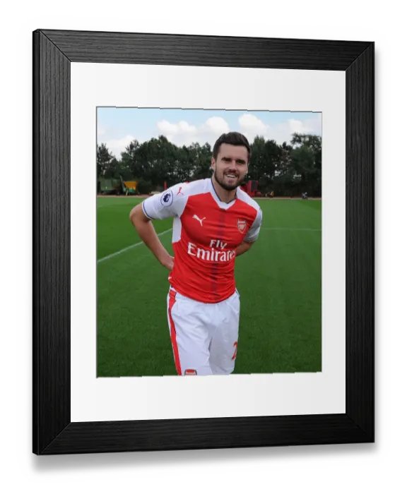 Framed Print : Arsenal 1st Team Squad: 2016-17 Season - Carl Jenkinson at Training
