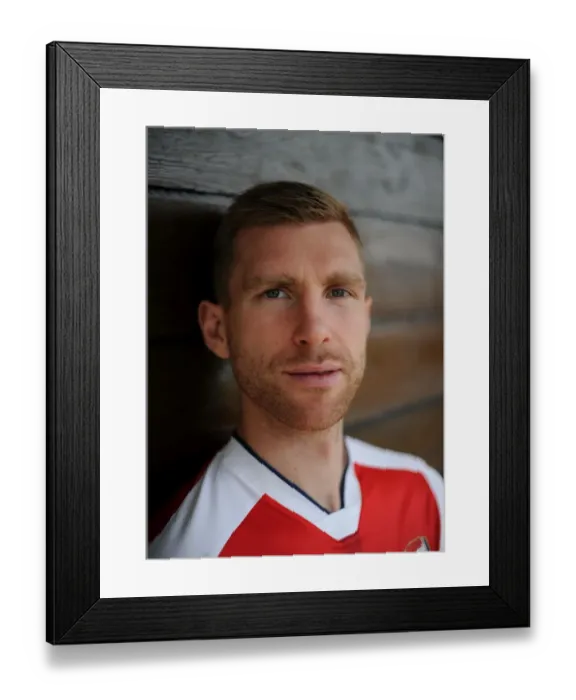 Framed Print : Arsenal 1st Team Squad: Per Mertesacker at 2016-17 Photocall Framed Print : Arsenal 1st Team Squad: Per Mertesacker at 2016-17 Photocall