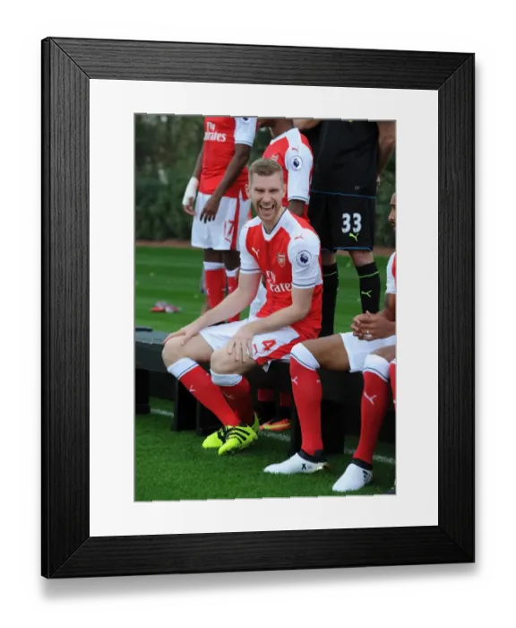 Framed Print : Arsenal 1st Team Squad: Per Mertesacker at 2016-17 Photocall