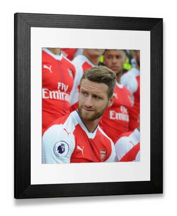Framed Print : Arsenal 1st Team Squad: Shkodran Mustafi (2016-17) Framed Print : Arsenal 1st Team Squad: Shkodran Mustafi (2016-17)