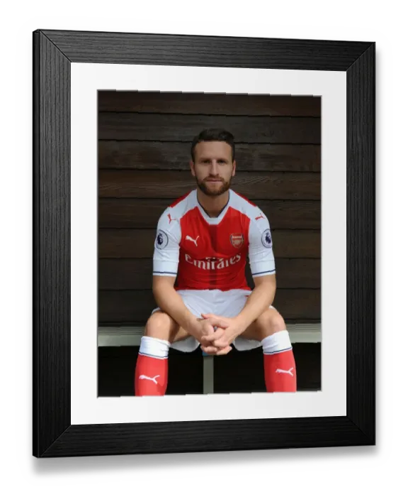 Framed Print : Arsenal FC: Shkodran Mustafi at 2016-17 Squad Photocall Framed Print : Arsenal FC: Shkodran Mustafi at 2016-17 Squad Photocall