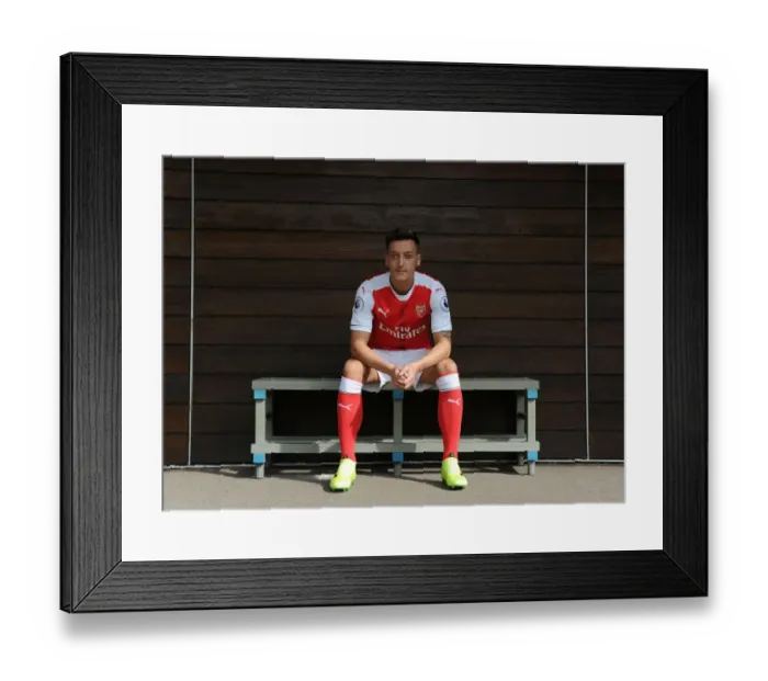 Framed Print : Mesut Ozil at Arsenal First Team Training 2016-17 Framed Print : Mesut Ozil at Arsenal First Team Training 2016-17