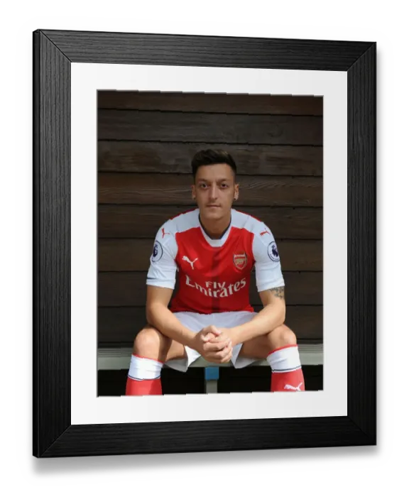 Framed Print : Arsenal 1st Team Squad: 2016-17 - Mesut Ozil at Training
