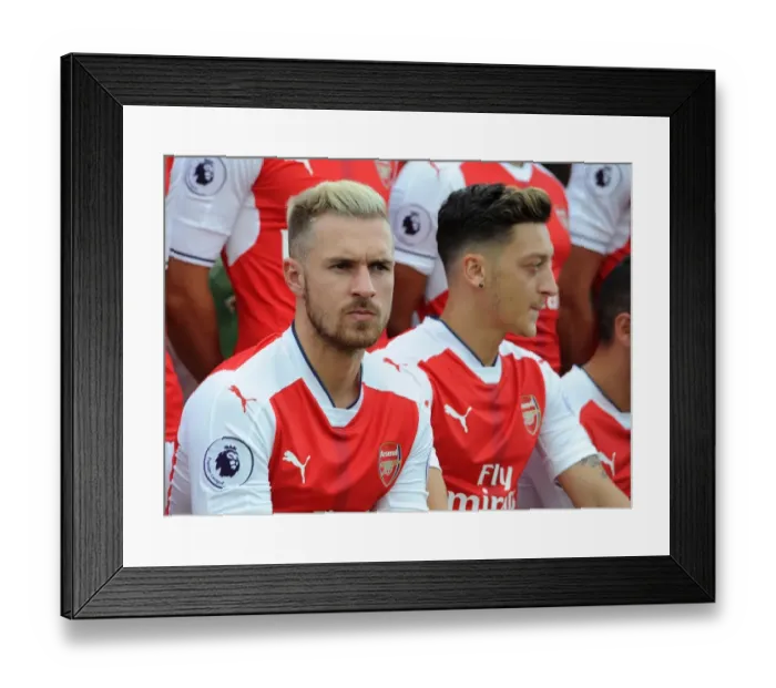 Framed Print : Aaron Ramsey with Arsenal First Team: 2016-17 Season