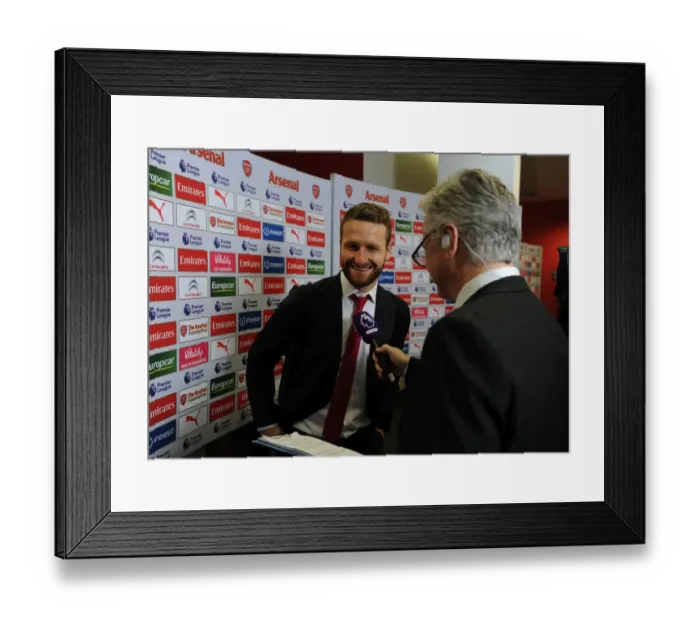 Framed Print : Arsenal's Mustafi Previews Arsenal vs Chelsea Clash (2016-17) Framed Print : Arsenal's Mustafi Previews Arsenal vs Chelsea Clash (2016-17)