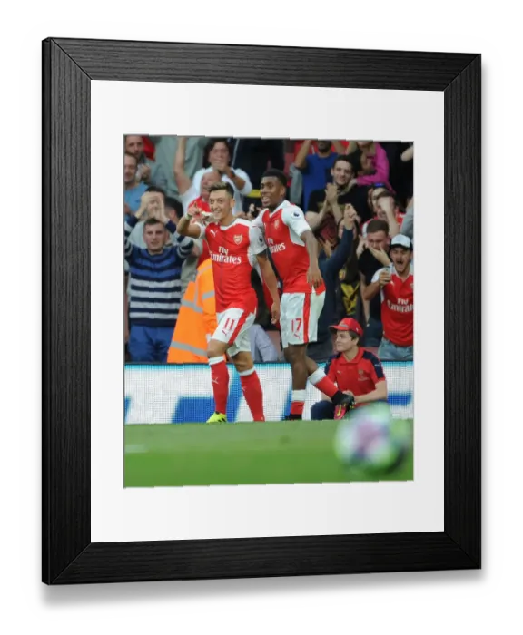 Framed Print : Arsenal's Ozil and Iwobi Celebrate Goals Against Chelsea (2016-17) Framed Print : Arsenal's Ozil and Iwobi Celebrate Goals Against Chelsea (2016-17)