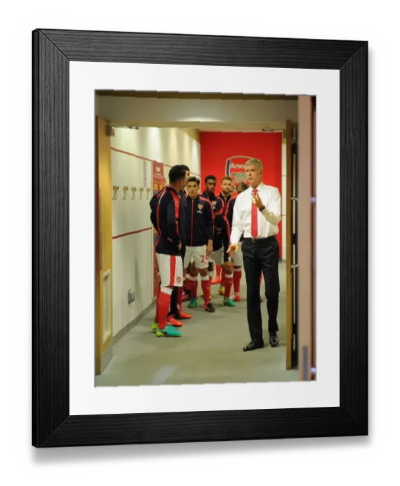 Framed Print : Arsene Wenger in the Arsenal Home Changing Room Before Arsenal vs Chelsea (2016-17)