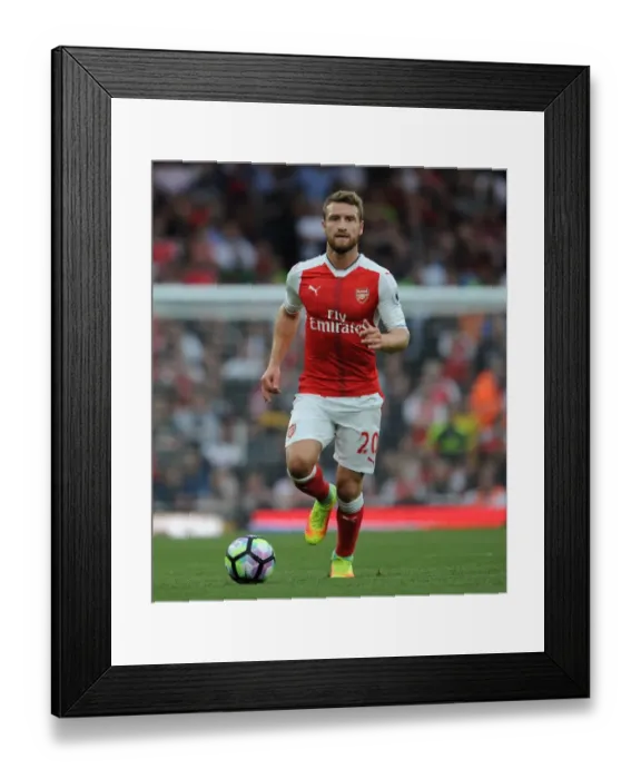 Framed Print : Arsenal vs Chelsea: Mustafi's Emirates Showdown (2016-17) Framed Print : Arsenal vs Chelsea: Mustafi's Emirates Showdown (2016-17)