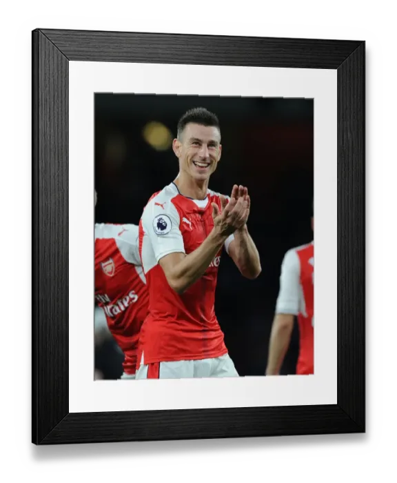 Framed Print : Laurent Koscielny's Emotional Reaction: Arsenal's Heartbreaking Loss to Chelsea, 2016-17 Premier League
