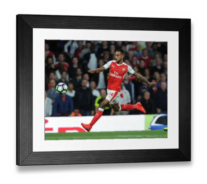 Framed Print : Theo Walcott in Action: Arsenal vs. Chelsea, Premier League 2016-17 Framed Print : Theo Walcott in Action: Arsenal vs. Chelsea, Premier League 2016-17
