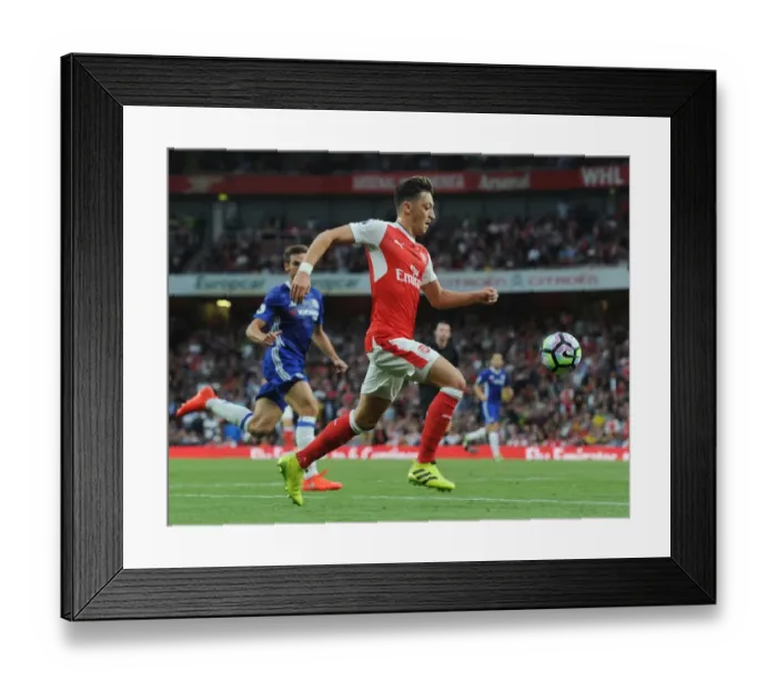 Framed Print : Mesut Ozil in Action: Arsenal vs. Chelsea, Premier League 2016-17