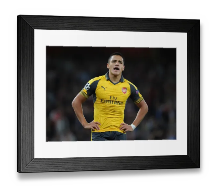 Framed Print : Alexis Sanchez in Action: Arsenal vs. FC Basel, 2016-17 UEFA Champions League