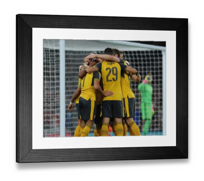 Framed Print : Theo Walcott's Strike: Arsenal's First Goal in 2016-17 UEFA Champions League