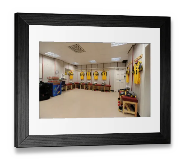 Framed Print : Arsenal's Pre-Match Huddle: United Front Against Burnley, Premier League 2016-17 Framed Print : Arsenal's Pre-Match Huddle: United Front Against Burnley, Premier League 2016-17