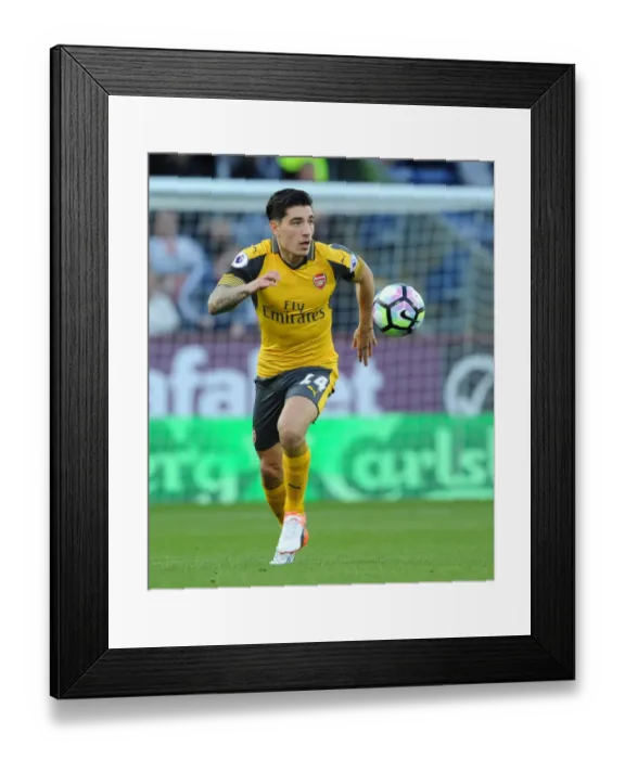Framed Print : Hector Bellerin in Action: Burnley vs. Arsenal, Premier League 2016-17 Framed Print : Hector Bellerin in Action: Burnley vs. Arsenal, Premier League 2016-17
