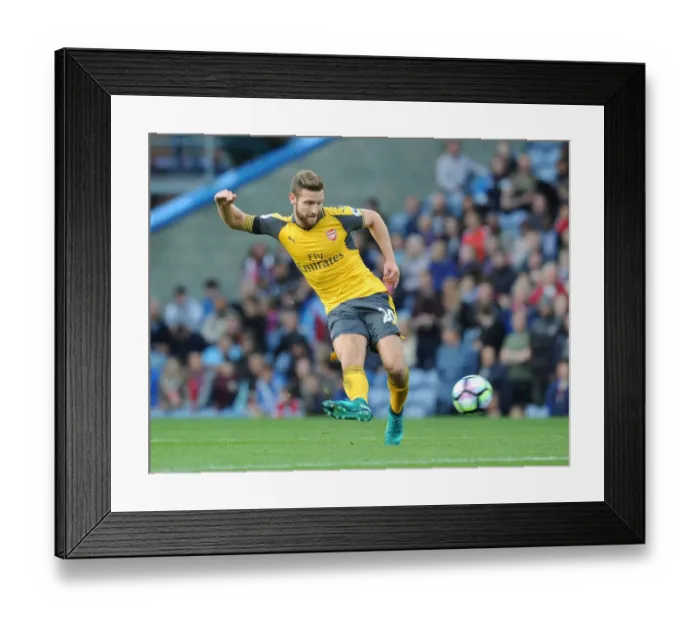 Framed Print : Mustafi in Action: Burnley vs. Arsenal, Premier League 2016-17 Framed Print : Mustafi in Action: Burnley vs. Arsenal, Premier League 2016-17