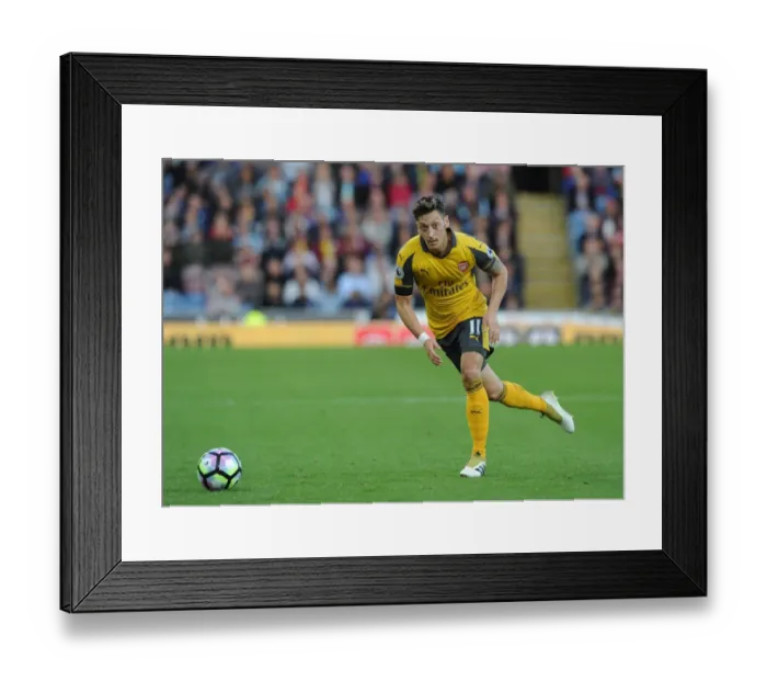 Framed Print : Mesut Ozil in Action: Arsenal vs. Burnley, Premier League 2016-17