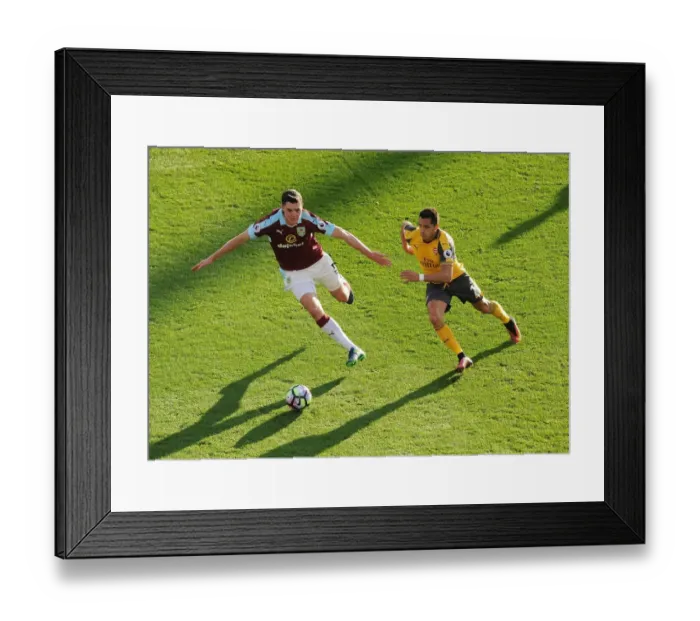 Framed Print : Clash of Titans: Sanchez vs Keane - A Premier League Battle