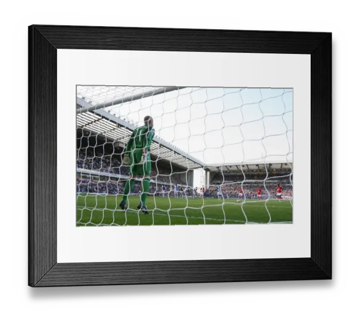 Framed Print : Adebayor's Penalty Stunner: Arsenal's 3rd Goal vs. Blackburn (0:4)