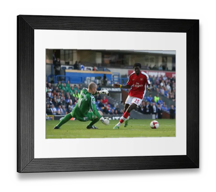 Framed Print : Emmanuel Adebayor breaks past Paul Robinson to score Framed Print : Emmanuel Adebayor breaks past Paul Robinson to score