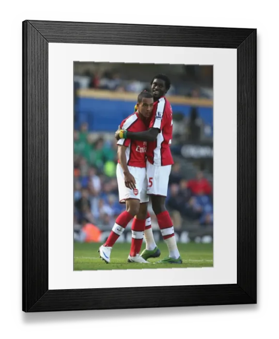 Framed Print : Emmanuel Adebayor and Theo Walcott (Arsenal) Framed Print : Emmanuel Adebayor and Theo Walcott (Arsenal)