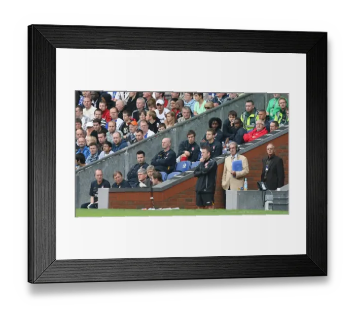 Framed Print : The Arsenal bench Framed Print : The Arsenal bench