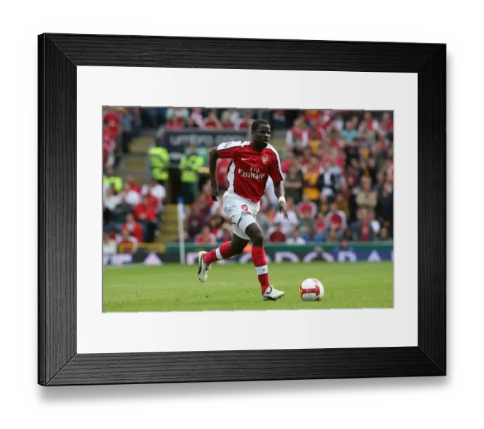 Framed Print : Dominant Eboue: Arsenal's 4-0 Thrashing of Blackburn Rovers Framed Print : Dominant Eboue: Arsenal's 4-0 Thrashing of Blackburn Rovers