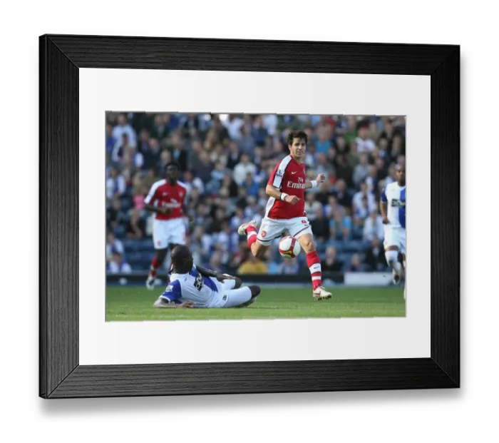 Framed Print : Cesc Fabregas (Arsenal) Christopher Samba (Blackburn) Framed Print : Cesc Fabregas (Arsenal) Christopher Samba (Blackburn)