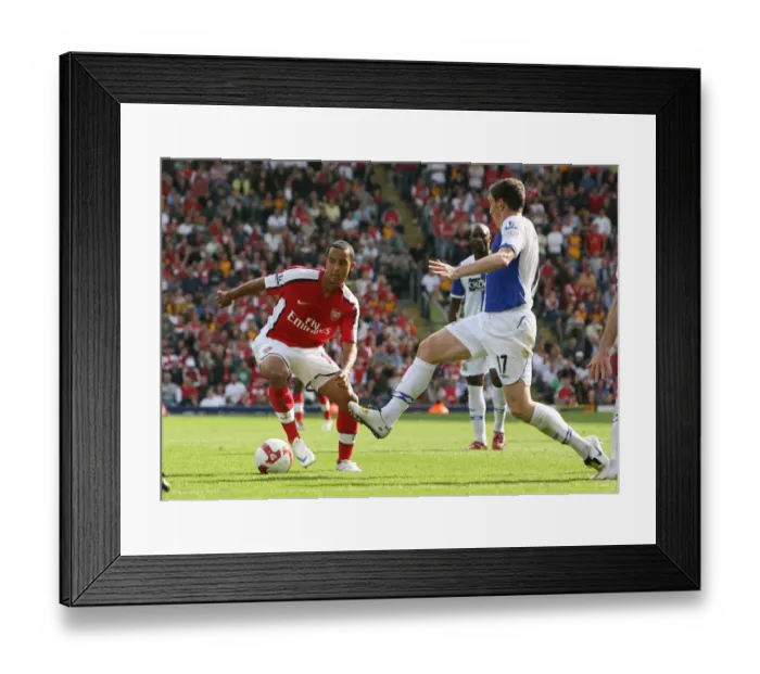 Framed Print : Theo Walcott's Stellar Show: Arsenal Thrashes Blackburn 4-0