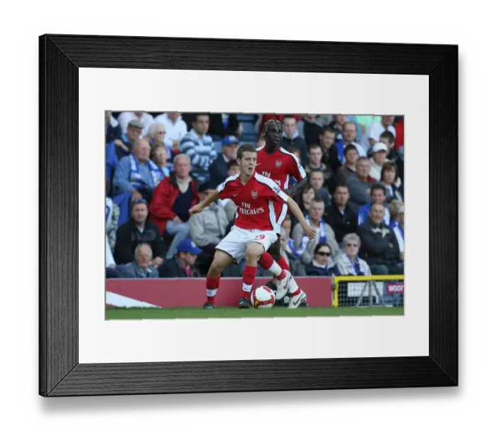 Framed Print : Arsenal's Wilshere and Sagna Shine in 4-0 Victory over Blackburn Rovers, Barclays Premier League, 2008