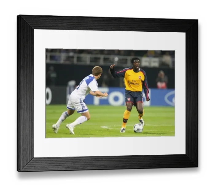 Framed Print : Kolo Toure (Arsenal) Olexander Aliyev (Dynamo Kiev)