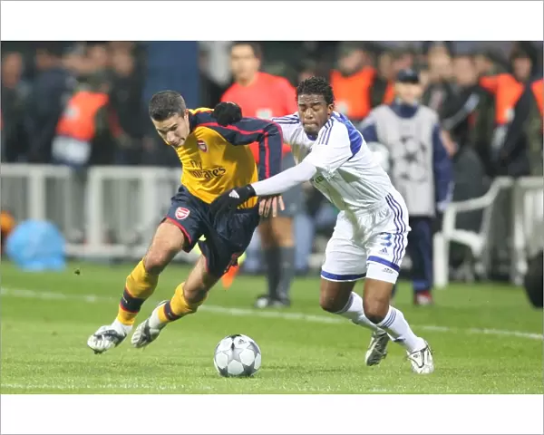 Robin van Persie (Arsenal) Betao (Dynamo Kiev)