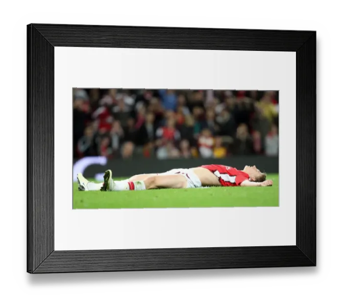 Framed Print : Arsenal's Nicklas Bendtner Scores Hat-trick in 6-0 Carling Cup Win over Sheffield United, Emirates Stadium, 23 / 9 / 08