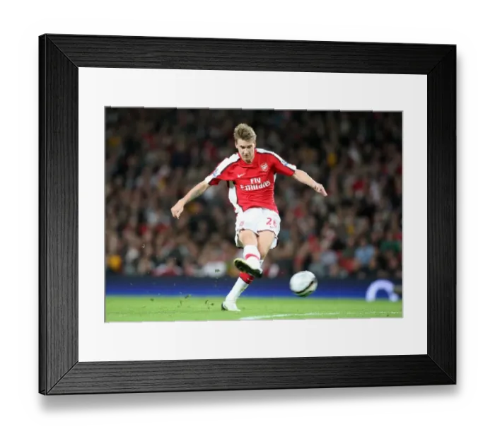 Framed Print : Nicklas Bendtner's Stunner: Arsenal's First Goal in 6:0 Carling Cup Victory over Sheffield United, Emirates Stadium (September 23, 2008)