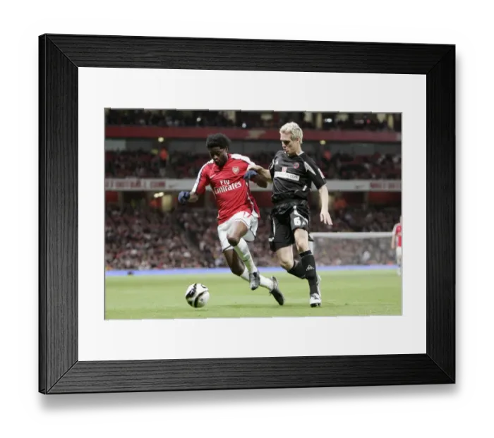 Framed Print : Alex Song (Arsenal) Matthew Kilgallon (Sheffield)