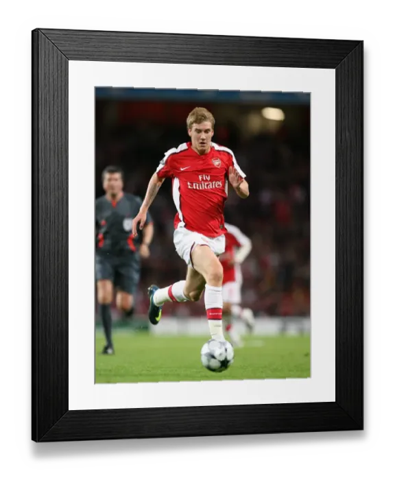 Framed Print : Arsenal's Nicklas Bendtner Scores Brace in 4-0 UEFA Champions League Victory over FC Porto at Emirates Stadium, 2008