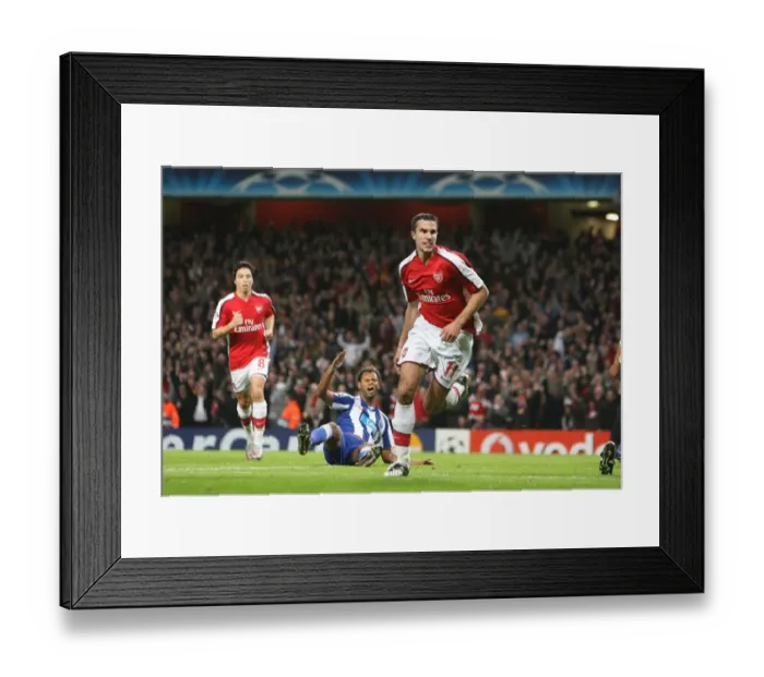 Framed Print : Robin van Persie's Epic Debut: Arsenal's 4-0 Thrashing of FC Porto in the Champions League