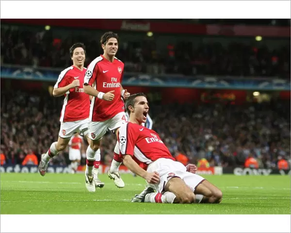 Robin van Persie celebrates scoring the 3rd Arsenal