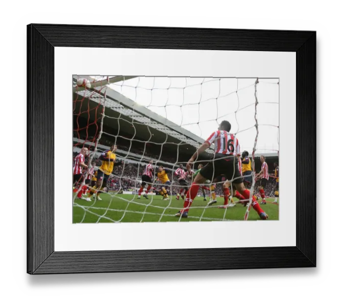 Framed Print : Fabregas Scores Past Gordon: 1-1 Arsenal vs. Sunderland, 2008 Framed Print : Fabregas Scores Past Gordon: 1-1 Arsenal vs. Sunderland, 2008
