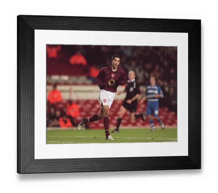 Framed Print : Robin van Persie's Double: Arsenal's 3-0 Carling Cup Victory over Reading, Highbury, 2005 Framed Print : Robin van Persie's Double: Arsenal's 3-0 Carling Cup Victory over Reading, Highbury, 2005