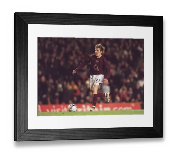 Framed Print : Arturo Lupoli one his way to scoring Arsenals 3rd goal. Arsenal 3: 0 Reading Framed Print : Arturo Lupoli one his way to scoring Arsenals 3rd goal. Arsenal 3: 0 Reading