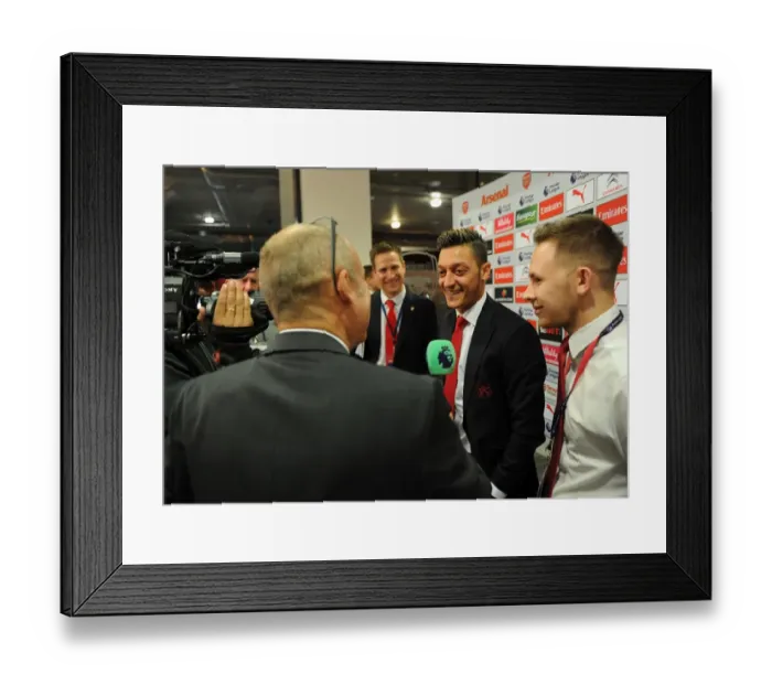 Framed Print : Arsenal's Mesut Ozil with Interpreter - Pre-Match Interview (Arsenal v Swansea City, 2016-17) Framed Print : Arsenal's Mesut Ozil with Interpreter - Pre-Match Interview (Arsenal v Swansea City, 2016-17)