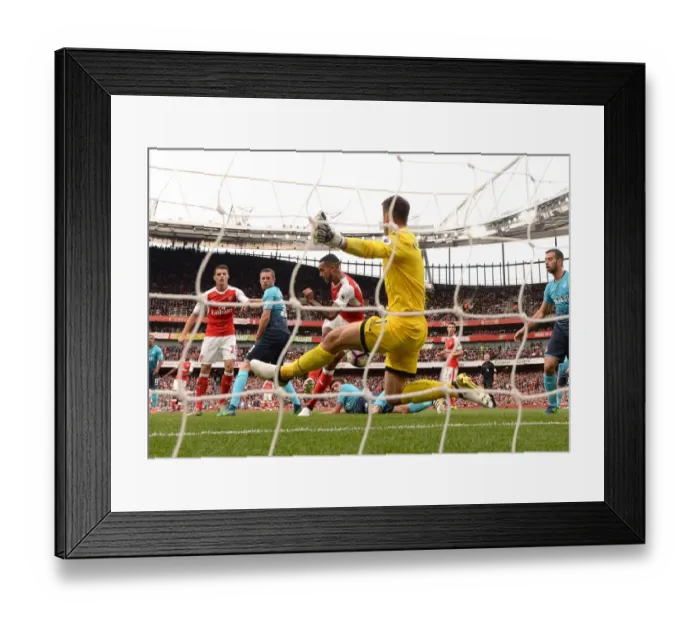 Framed Print : Theo Walcott Scores Arsenal's Second Goal Against Swansea City (2016-17)